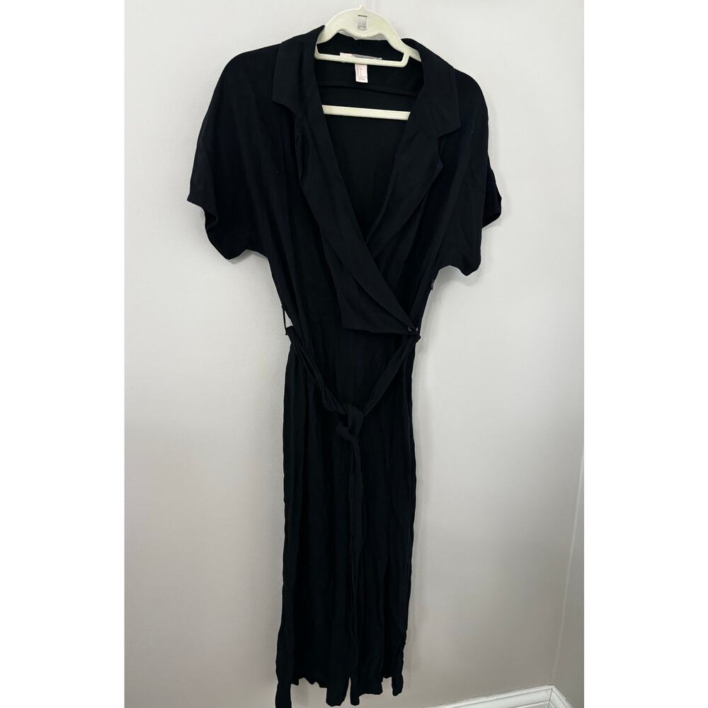 Forever 21 one piece jumpsuit with wide legs, tie belt, side zipper, size SMALL